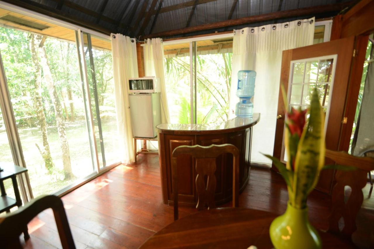 Kikiwitz Resort Belmopan Exterior foto