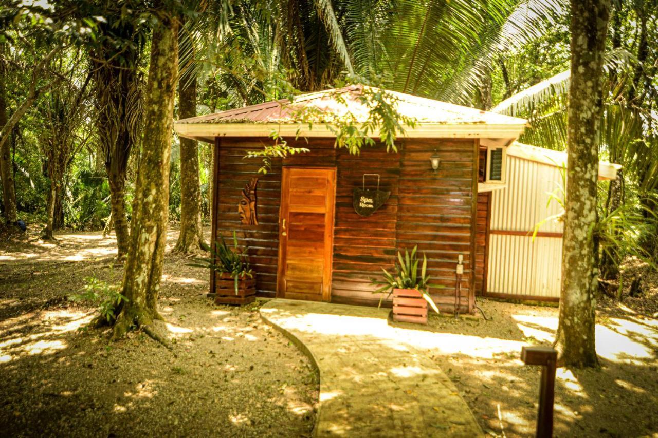Kikiwitz Resort Belmopan Exterior foto